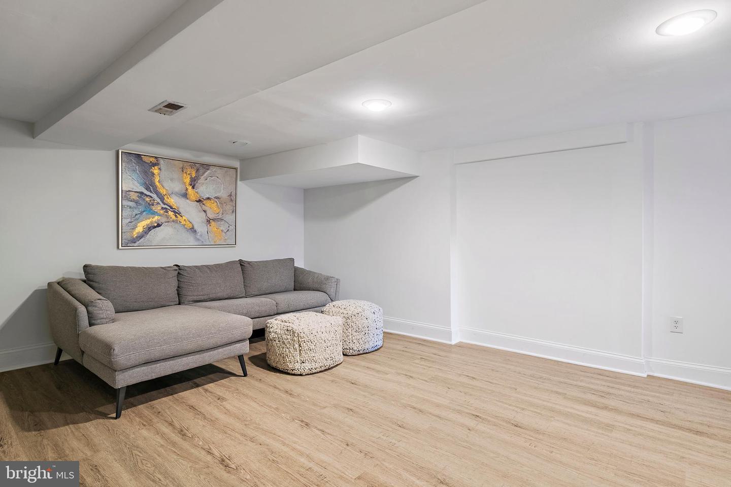 Washington, District of Columbia, 20001, United States, 4 Bedrooms Bedrooms, ,4 BathroomsBathrooms,Residential,For Sale,1988247