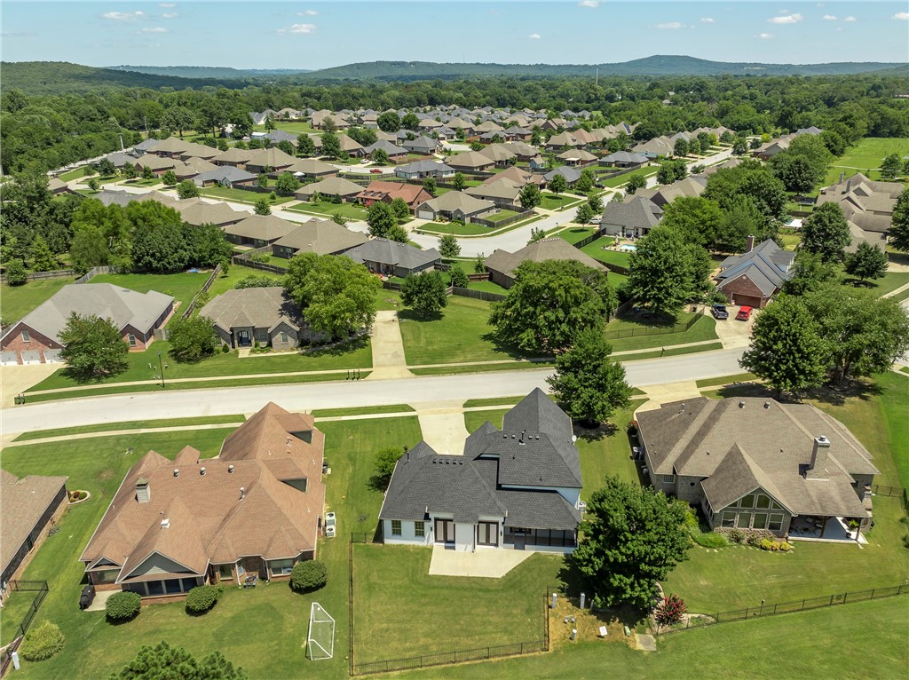 Fayetteville, Arkansas, 72701, United States, 4 Bedrooms Bedrooms, ,3 BathroomsBathrooms,Residential,For Sale,1907520