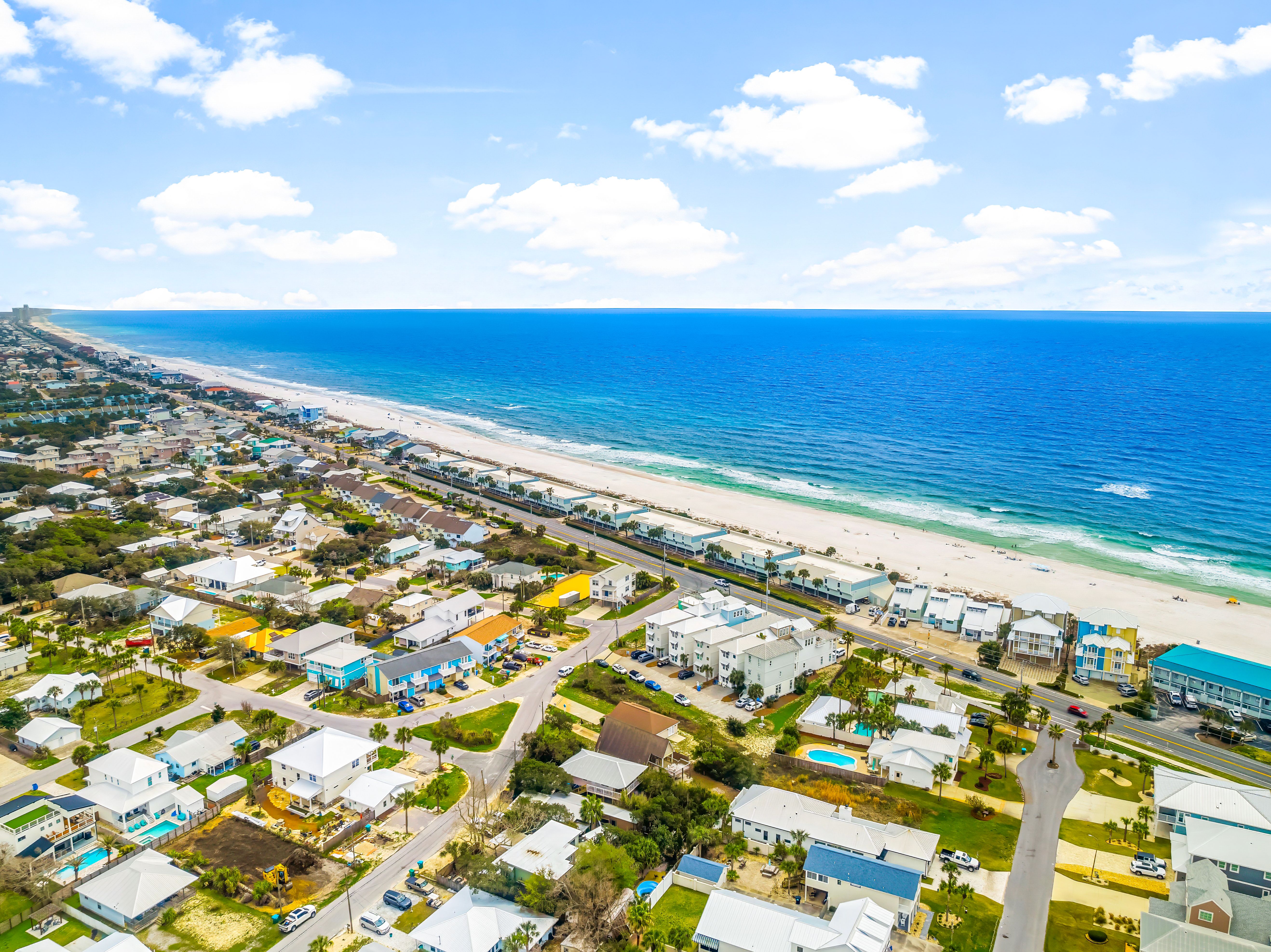  Investment-Friendly Beach House Offered Fully Furnished in Panama City Beach - 物件實景