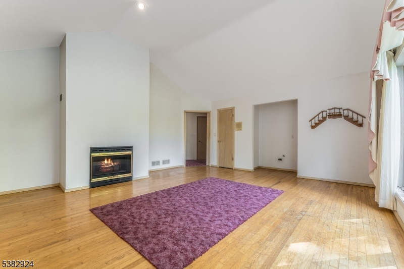 Delaware Twp., New Jersey, 08559, United States, 4 Bedrooms Bedrooms, ,3 BathroomsBathrooms,Residential,For Sale,1942245