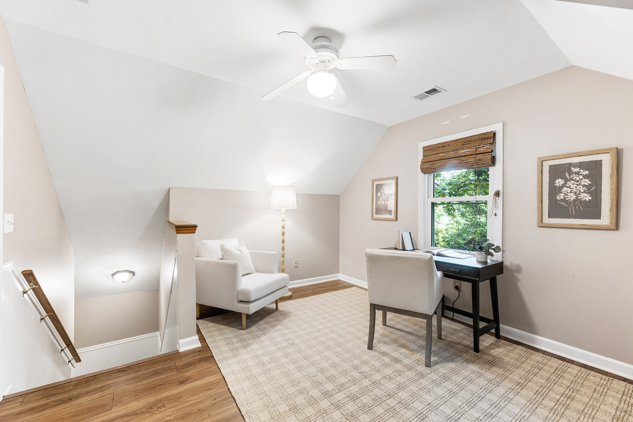 Andover North Home Blends Privacy and Convenience - 物件實景