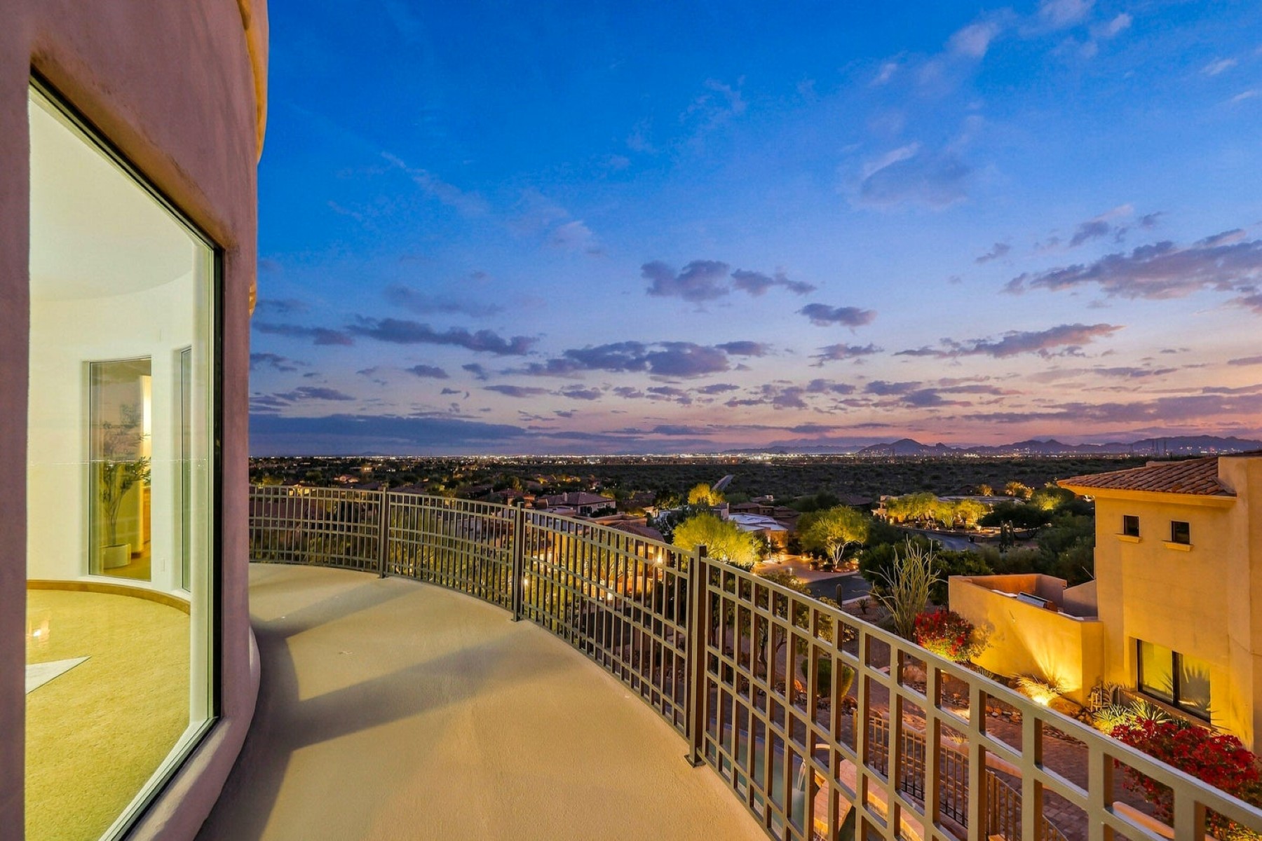  11376 E Dreyfus Avenue  Scottsdale, AZ - 物件實景