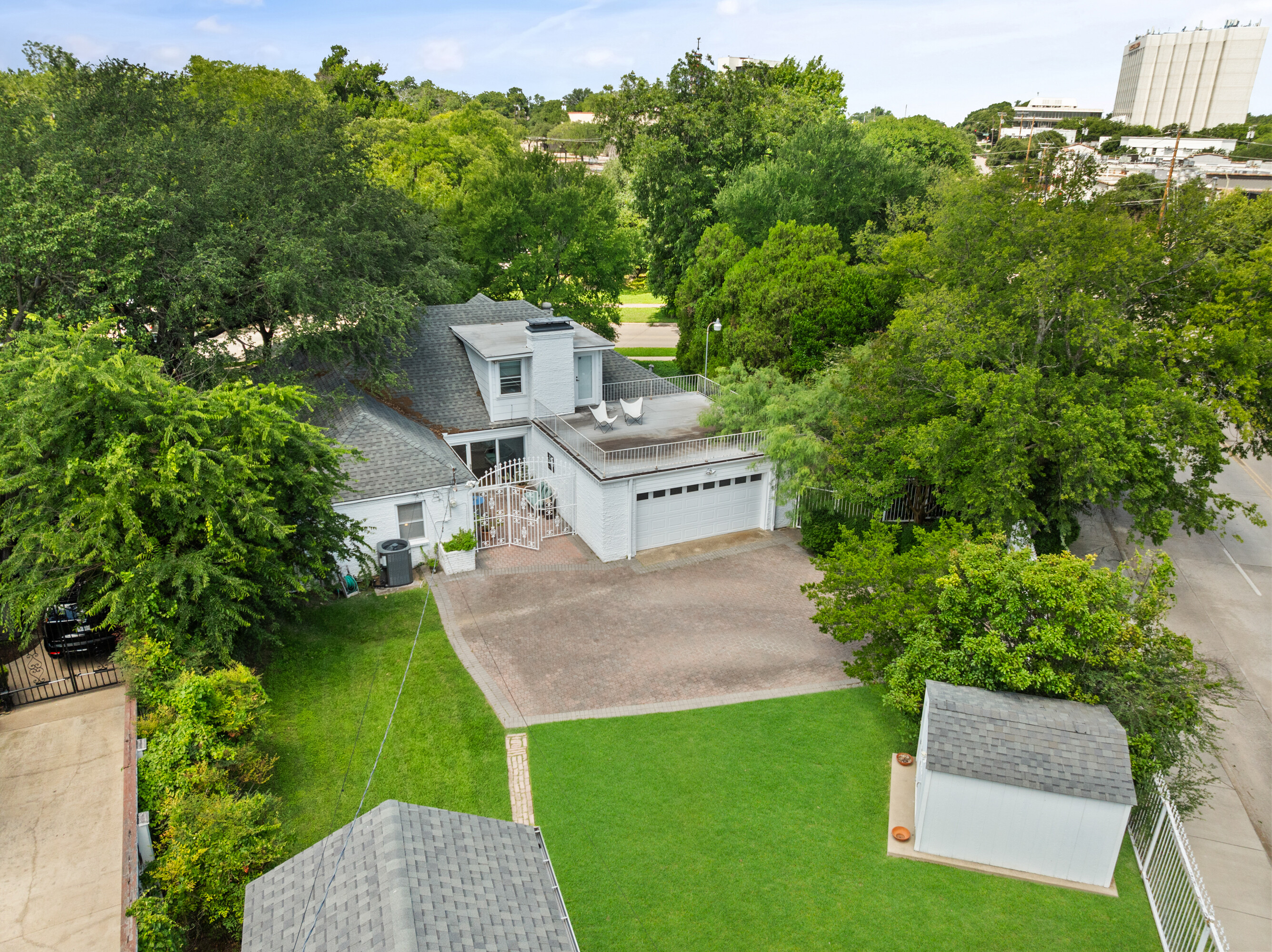  622 N. Brookside Drive - 物件實景