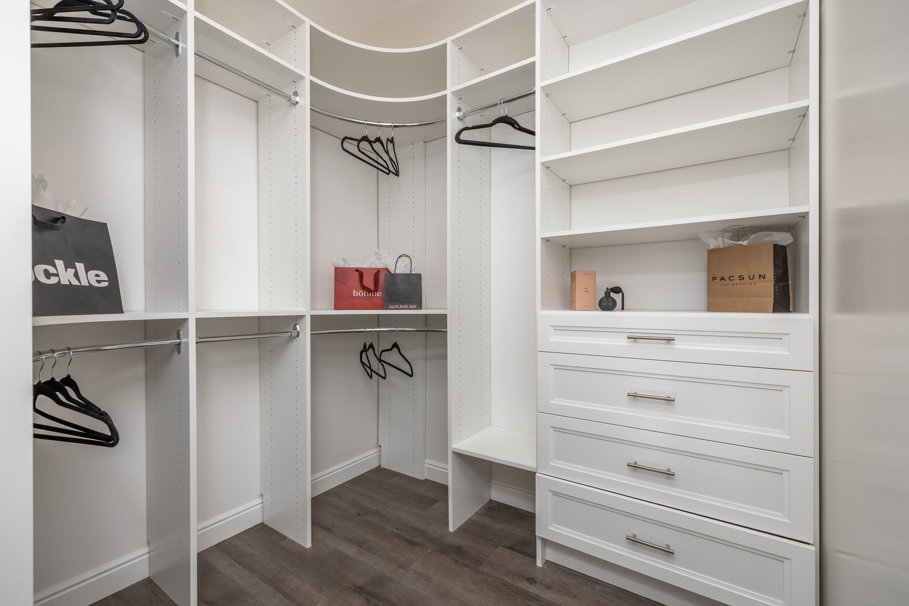  Updated Sandy Home With One of a Kind Location With Unobstructed Mountain Views - 物件實景