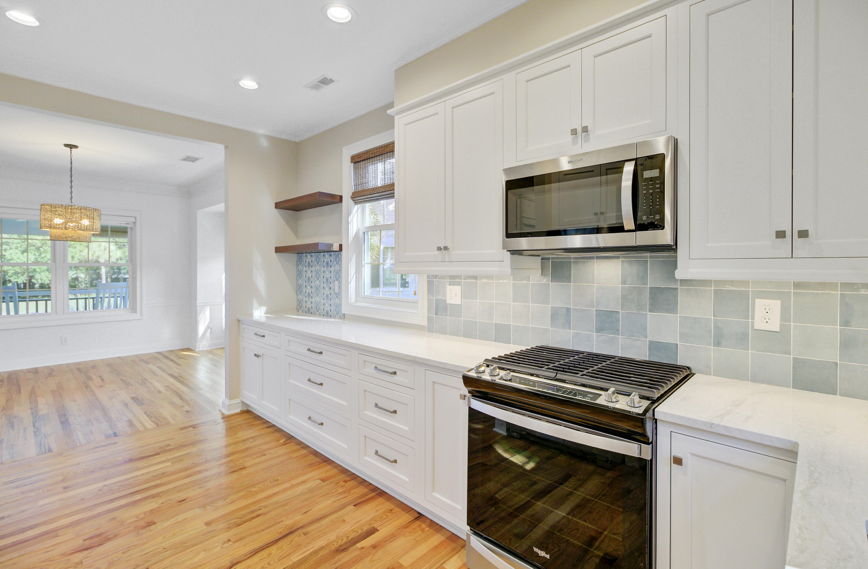 Mount Pleasant, South Carolina, 29464, United States, 3 Bedrooms Bedrooms, ,3 BathroomsBathrooms,Residential,For Sale,1992049