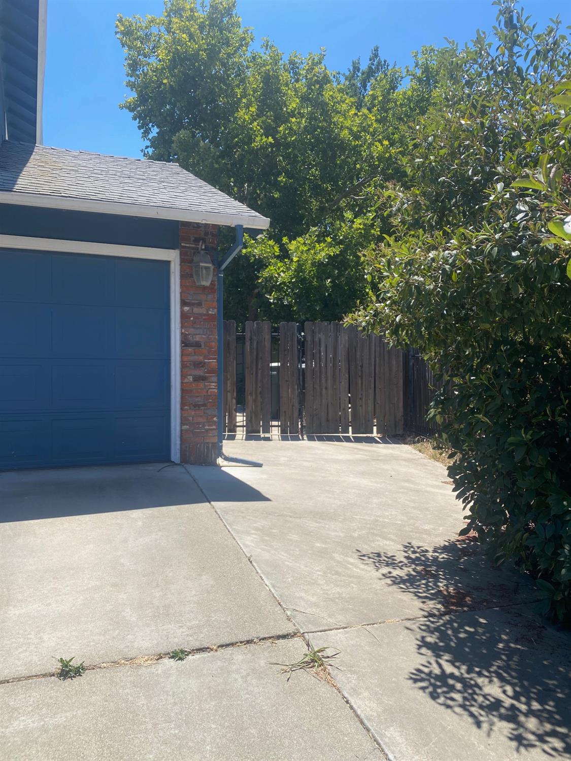 Sacramento, California, 95838, United States, 4 Bedrooms Bedrooms, ,3 BathroomsBathrooms,Residential,For Sale,1895682