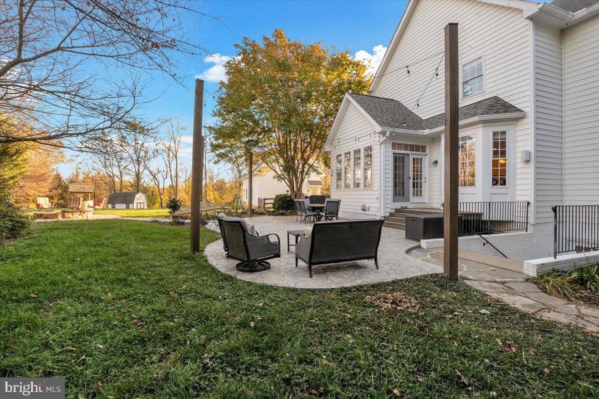 Hamilton, Virginia, 20158, United States, 4 Bedrooms Bedrooms, ,5 BathroomsBathrooms,Residential,For Sale,1987096