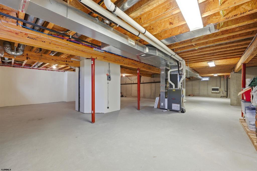 Egg Harbor Township, New Jersey, 08234, United States, 4 Bedrooms Bedrooms, ,3 BathroomsBathrooms,Residential,For Sale,2005825