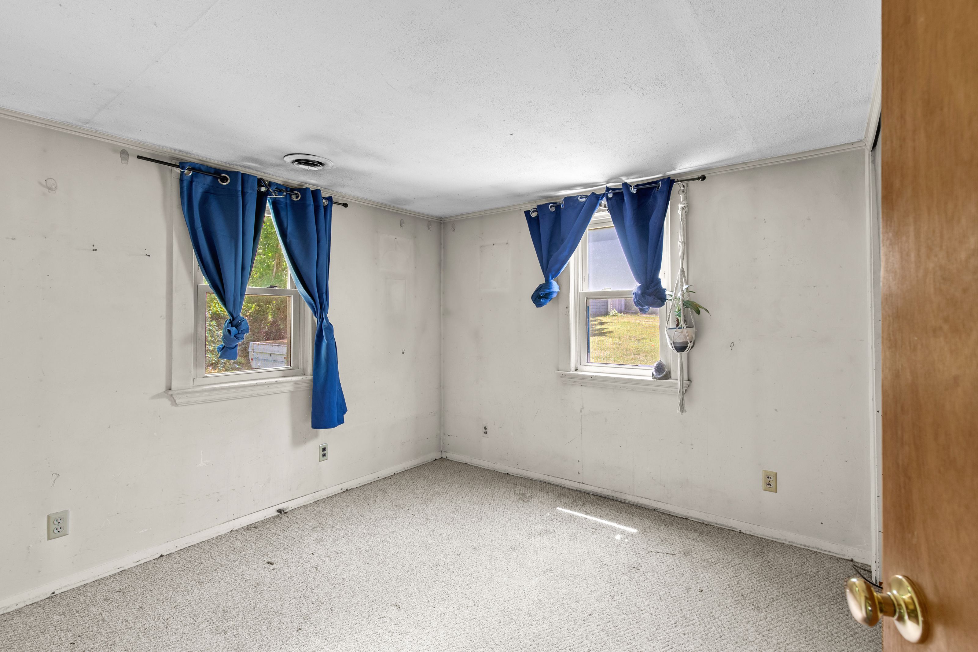  8 Pond View Circle, Plymouth, MA, 02360 - 物件實景