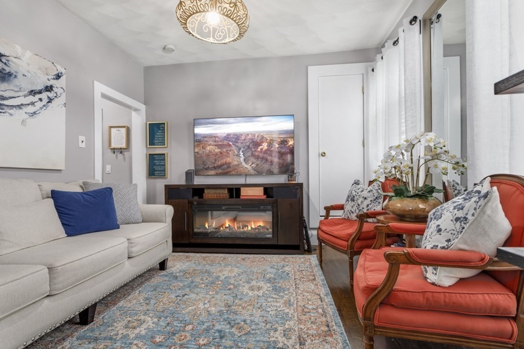 Revere, Massachusetts, 02151, United States, 4 Bedrooms Bedrooms, ,2 BathroomsBathrooms,Residential,For Sale,1878576