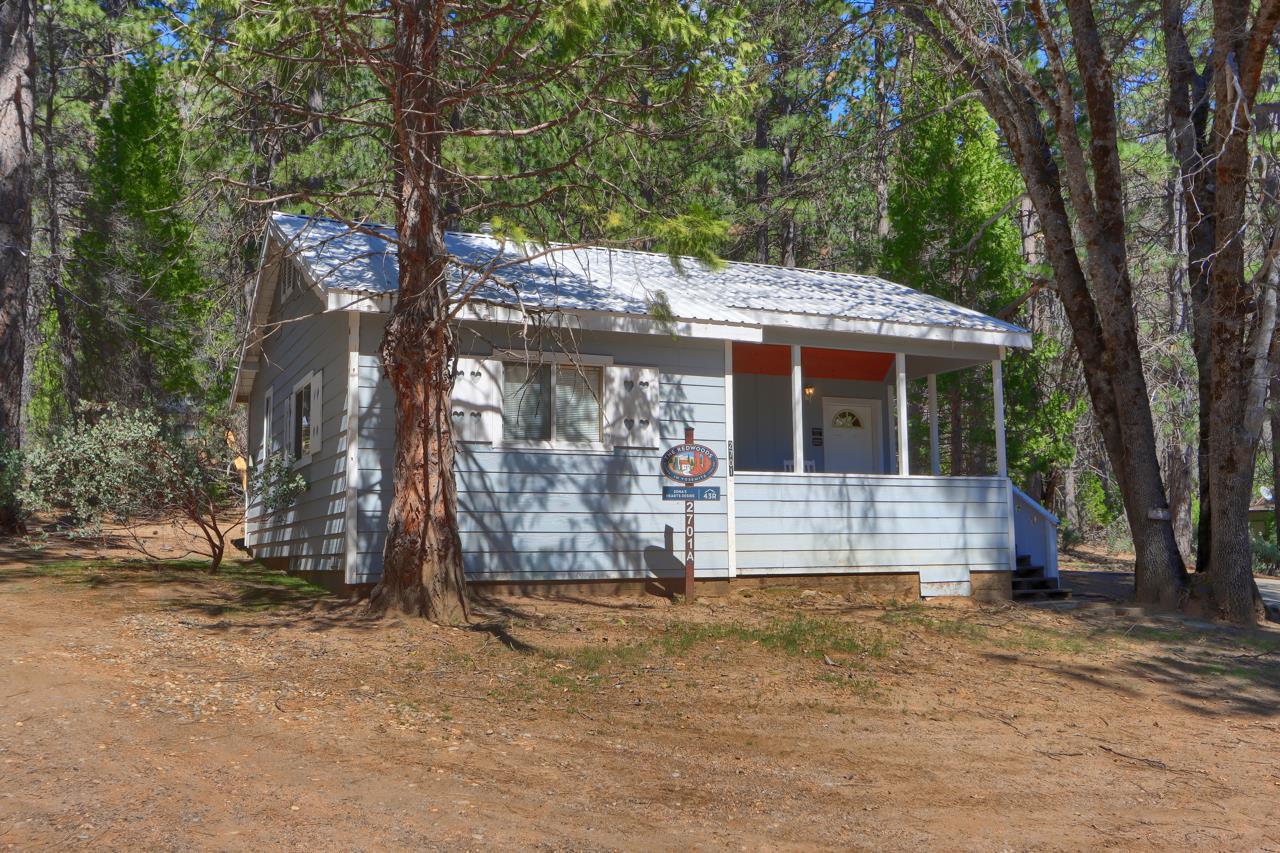 Yosemite, California, 95389, United States, 5 Bedrooms Bedrooms, ,4 BathroomsBathrooms,Residential,For Sale,2048159