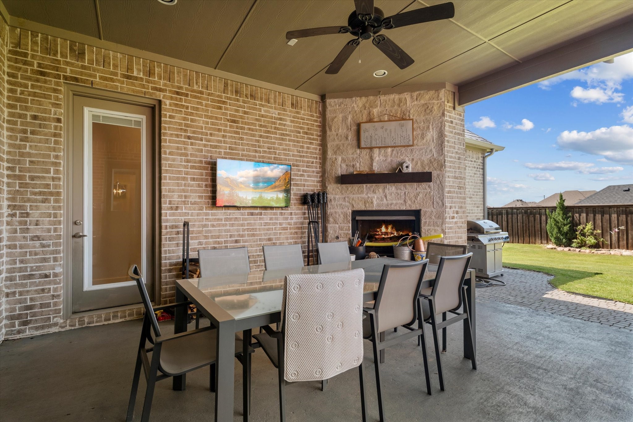 Prosper, Texas, 75078, United States, 4 Bedrooms Bedrooms, ,3 BathroomsBathrooms,Residential,For Sale,1903910