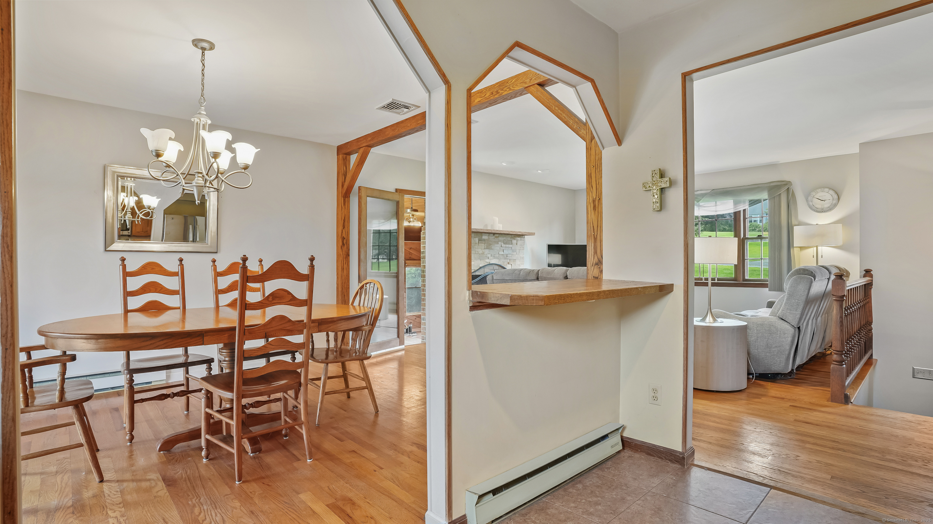 New Milford, Connecticut, 06776, United States, 3 Bedrooms Bedrooms, ,3 BathroomsBathrooms,Residential,For Sale,1924993