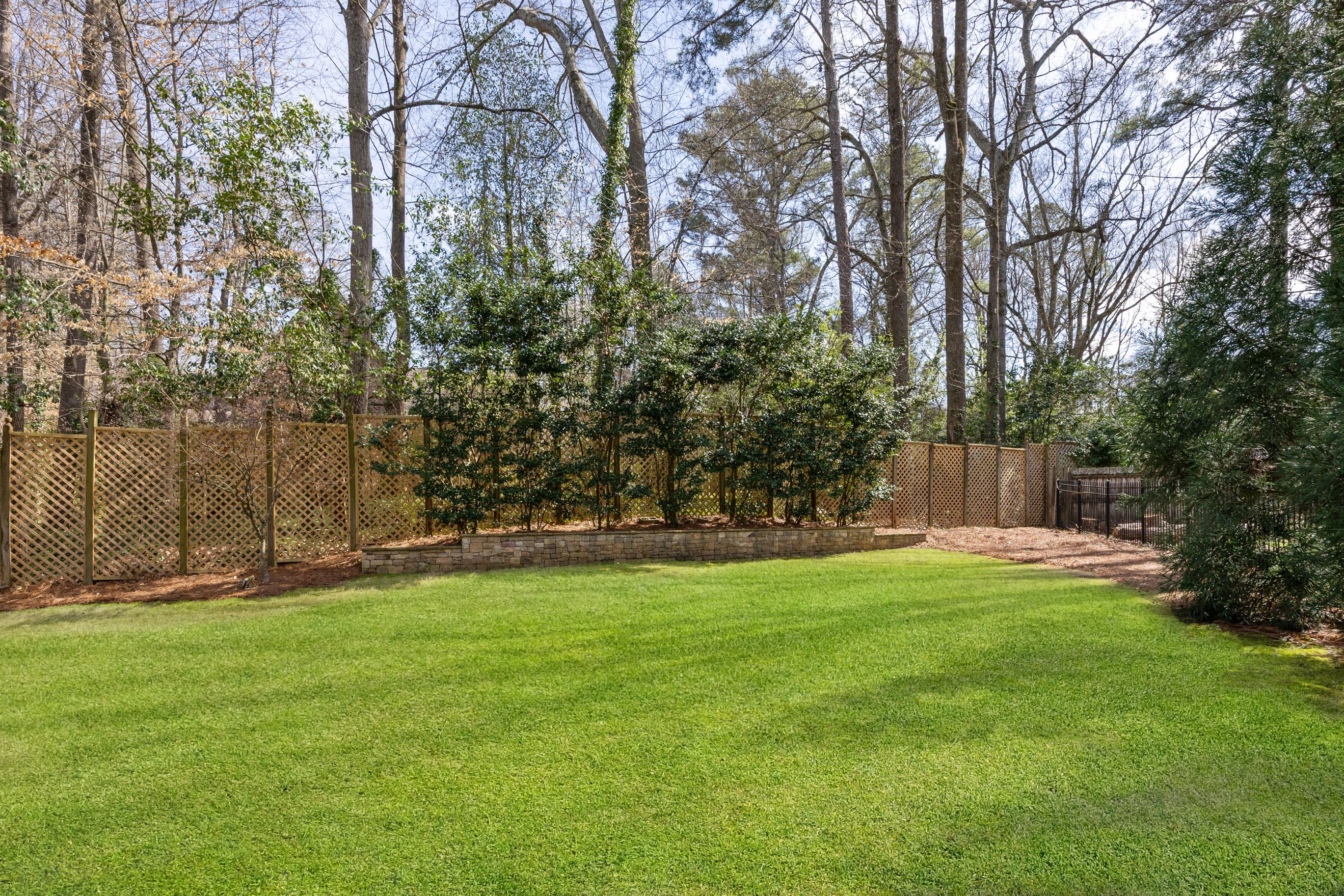  Move-in Ready Home Offers Exceptional Space, Comfort, and Craftsmanship - 物件實景