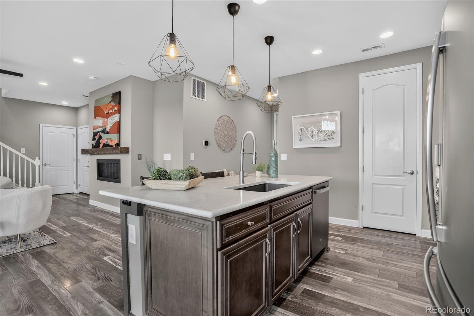 Aurora, Colorado, 80015, United States, 3 Bedrooms Bedrooms, ,2 BathroomsBathrooms,Residential,For Sale,1911387