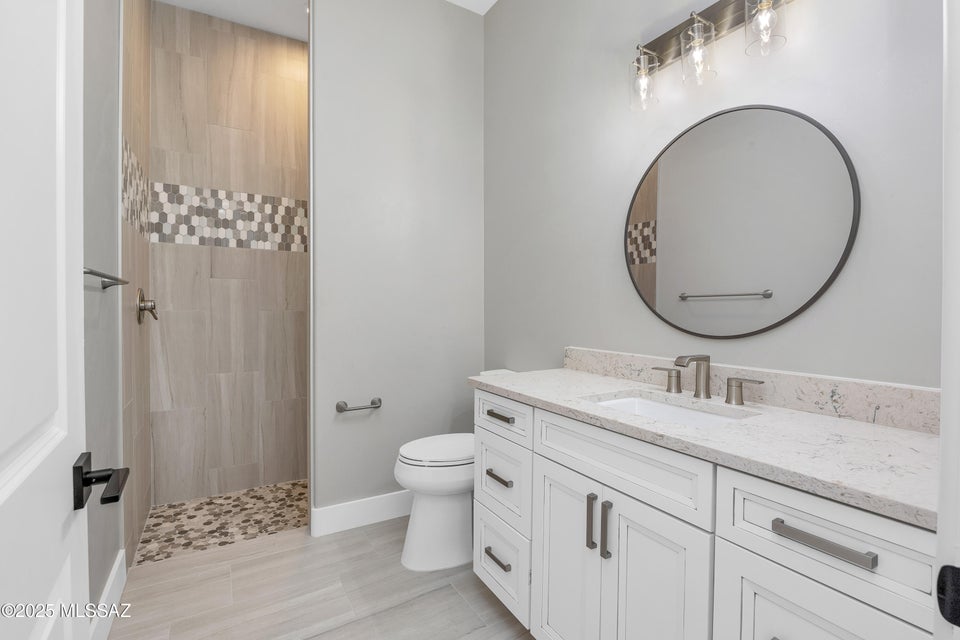 Oro Valley, Arizona, 85742, United States, 4 Bedrooms Bedrooms, ,4 BathroomsBathrooms,Residential,For Sale,1978963