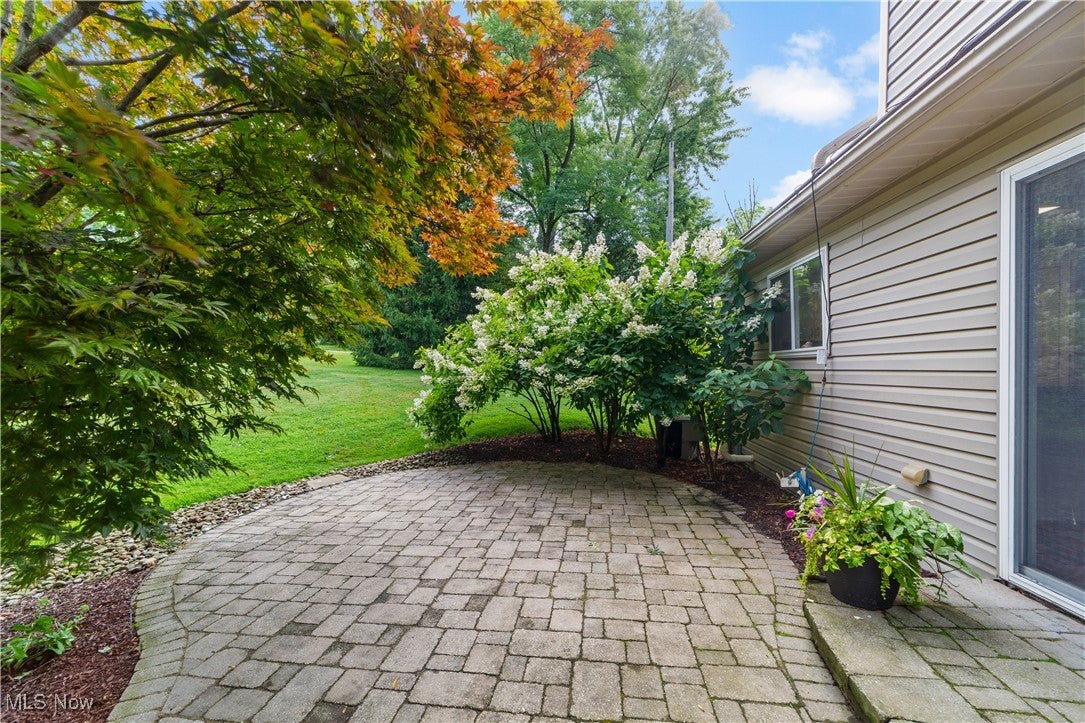 Solon, Ohio, 44139, United States, 4 Bedrooms Bedrooms, ,3 BathroomsBathrooms,Residential,For Sale,1938346