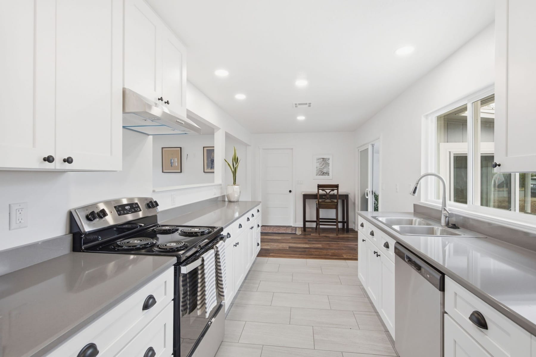  1202 NE A Street Grants Pass, OR 97526 - 物件實景