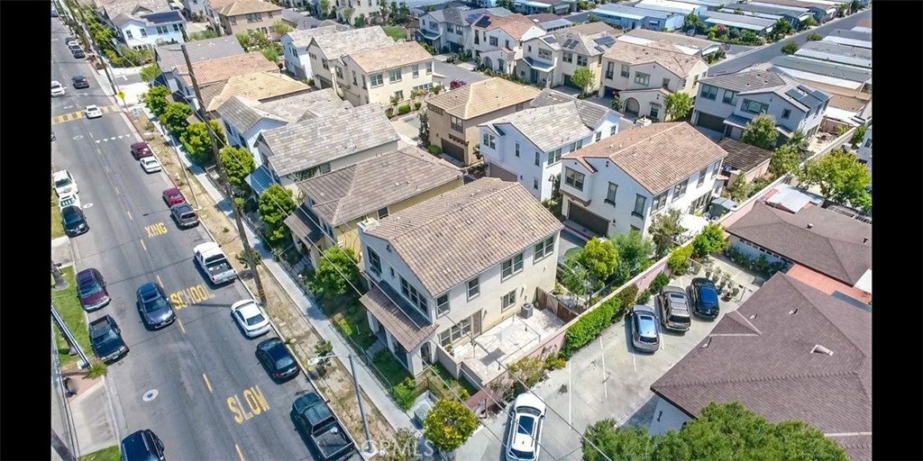 Santa Ana, California, 92703, United States, 4 Bedrooms Bedrooms, ,3 BathroomsBathrooms,Residential,For Sale,1793087