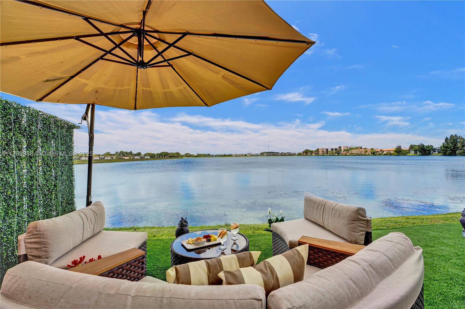 Miami, Florida, 33179, United States, 3 Bedrooms Bedrooms, ,3 BathroomsBathrooms,Residential,For Sale,1784236