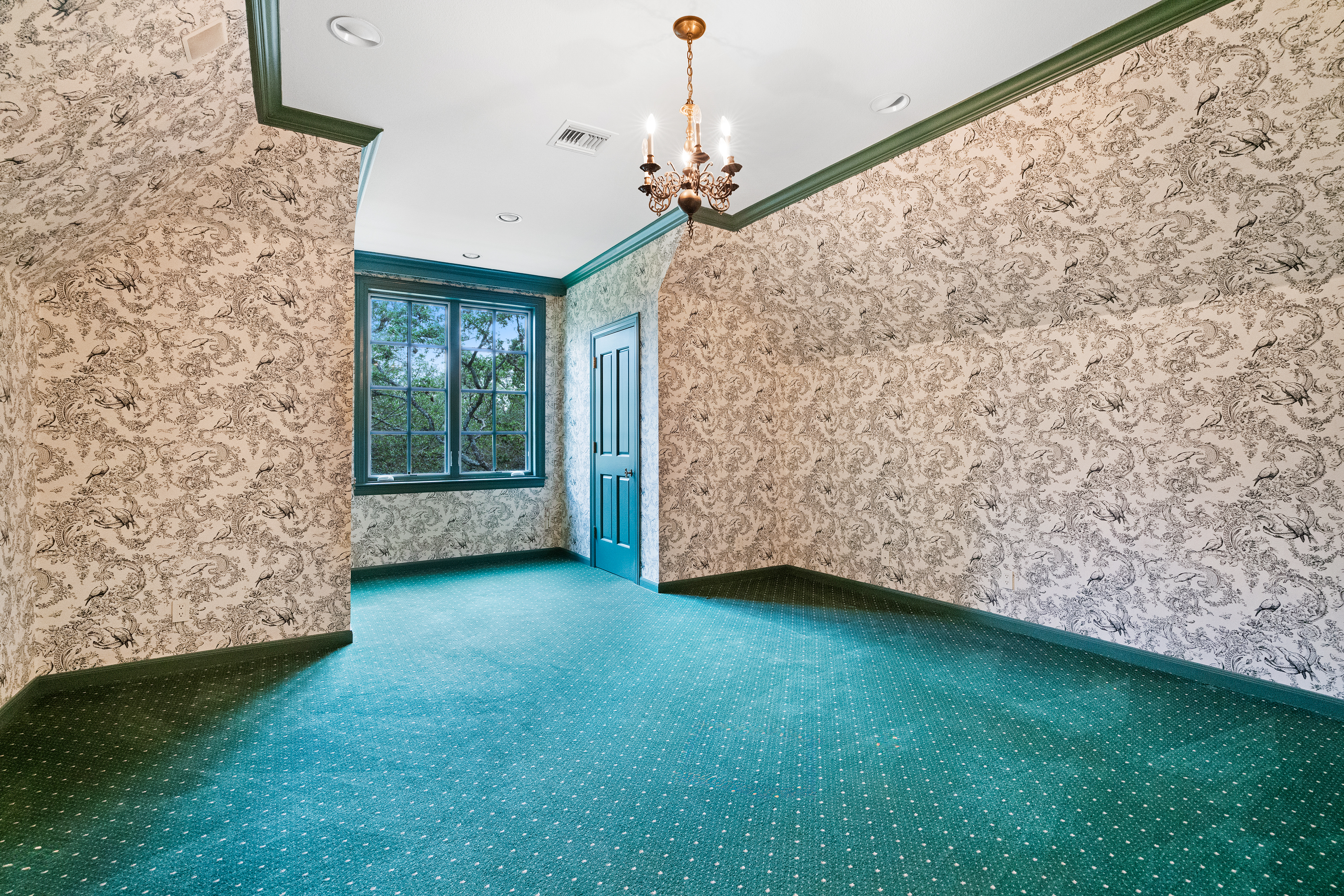  Timeless Estate in the Heart of Hill Country Village - 物件實景