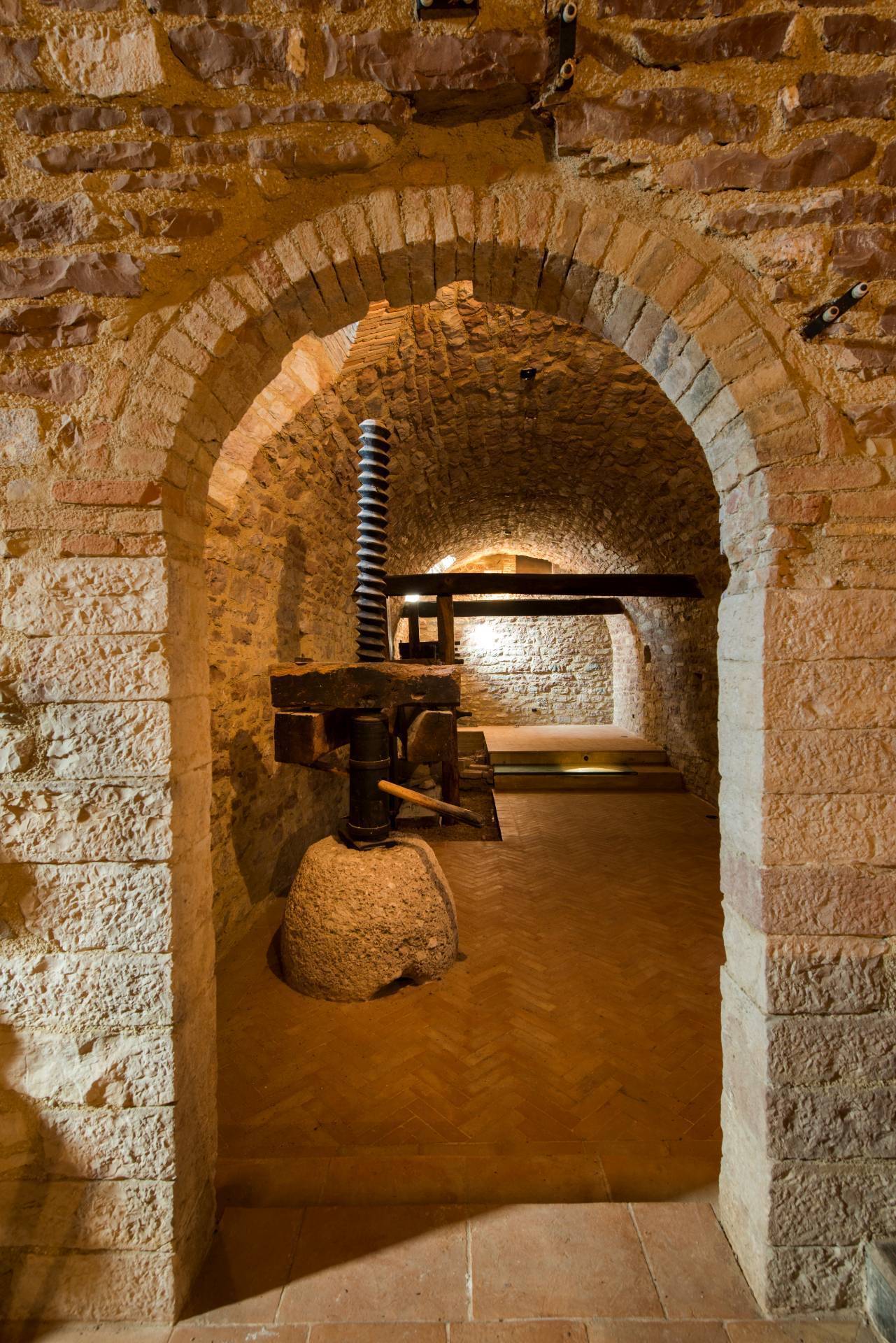 Loc. Loreto Alto, Gubbio, Perugia, 06024, IT, 16 Bedrooms Bedrooms, ,16 BathroomsBathrooms,Residential,For Sale,Loc. Loreto Alto,1675125