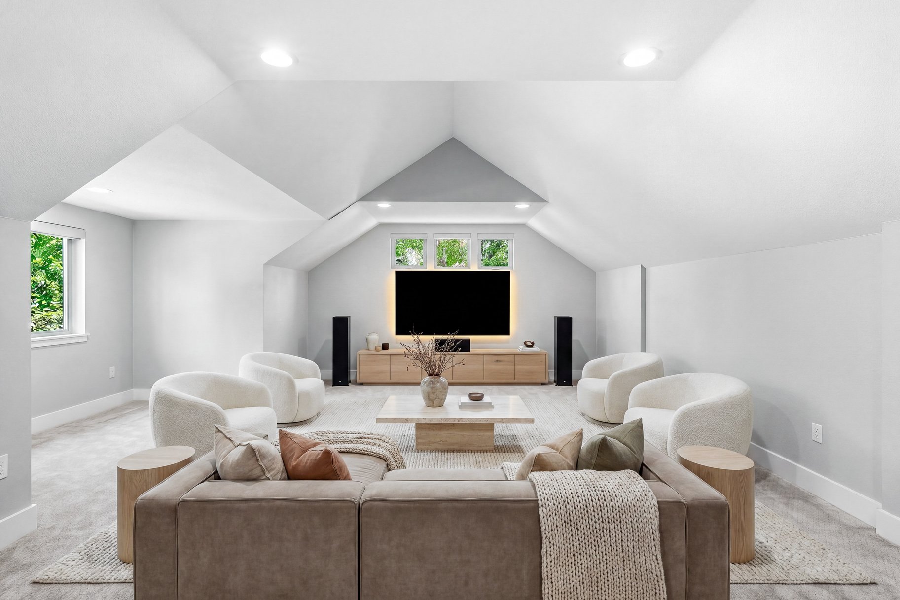  Refined living on one of Reno