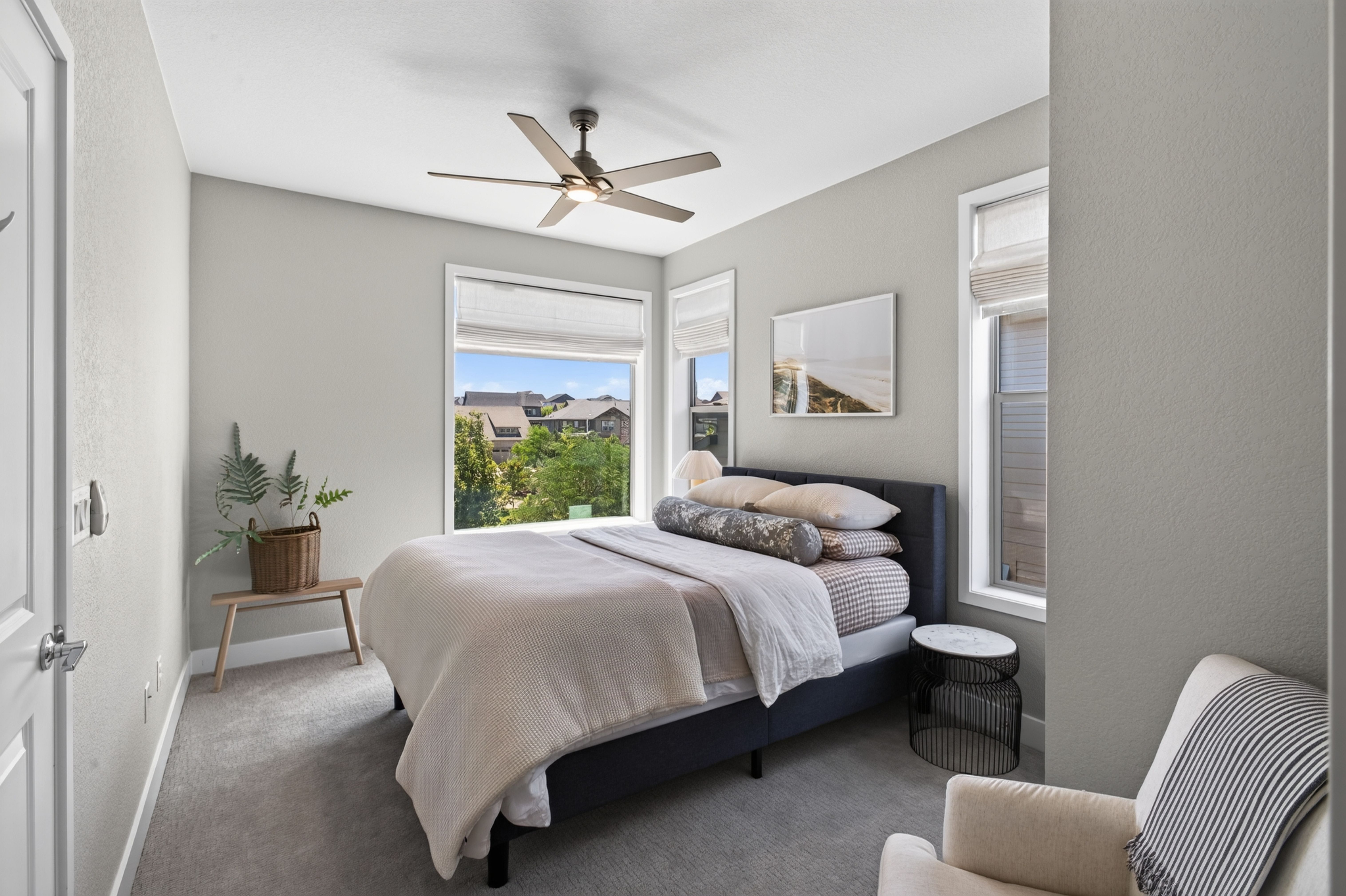  Welcome to Sterling Ranch Modern Open Home with Island Kitchen & Trail Access - 物件實景