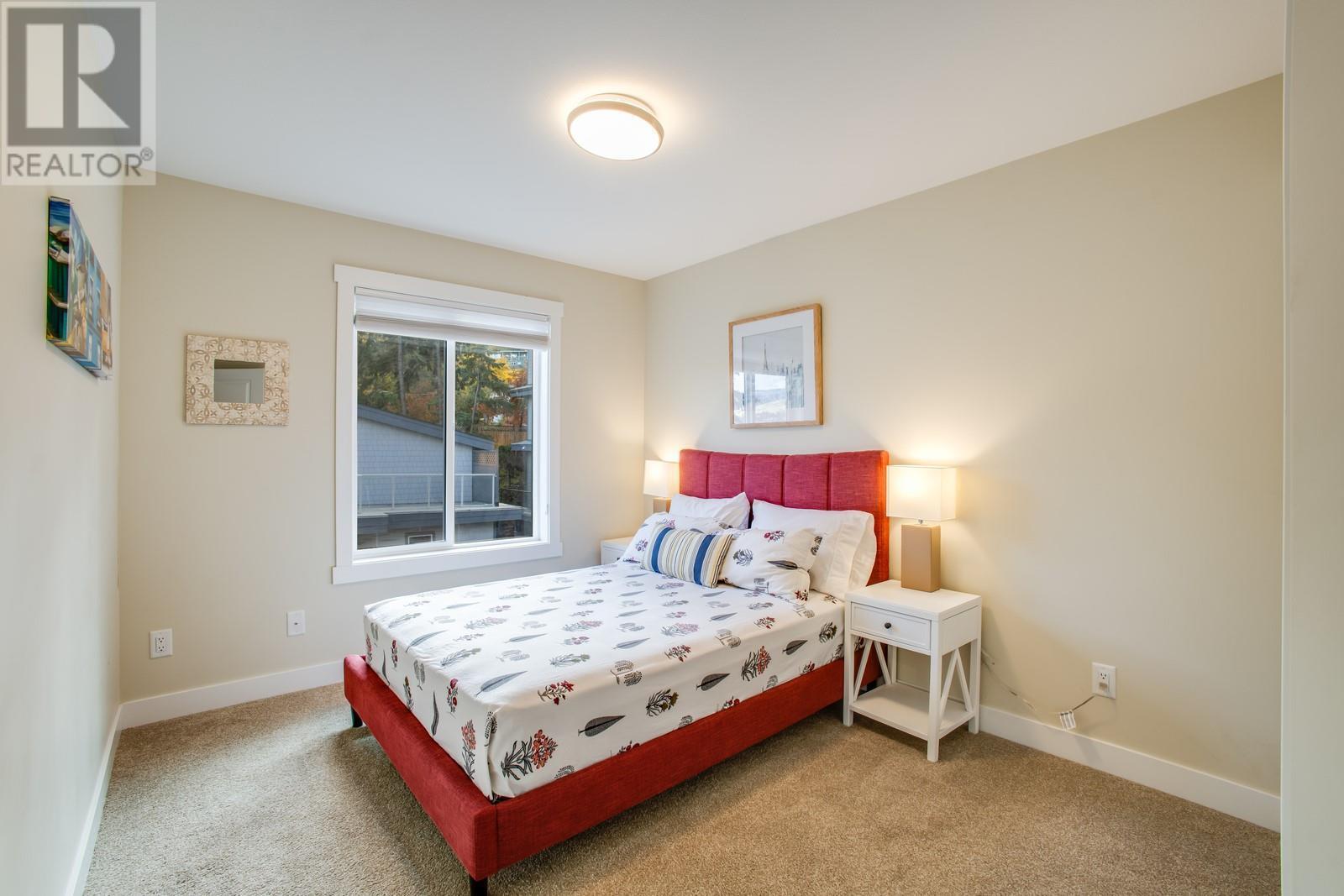 LAKE COUNTRY, British Columbia, V4V 1H8, CA, 4 Bedrooms Bedrooms, ,2 BathroomsBathrooms,Residential,For Sale,1906166