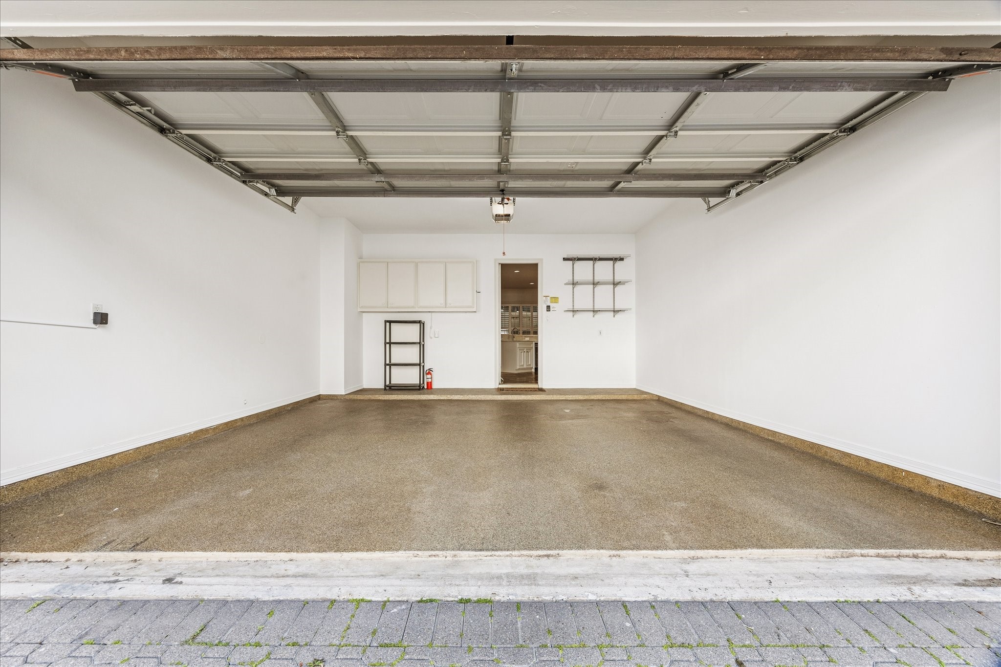  5823 Augusta Court - 物件實景