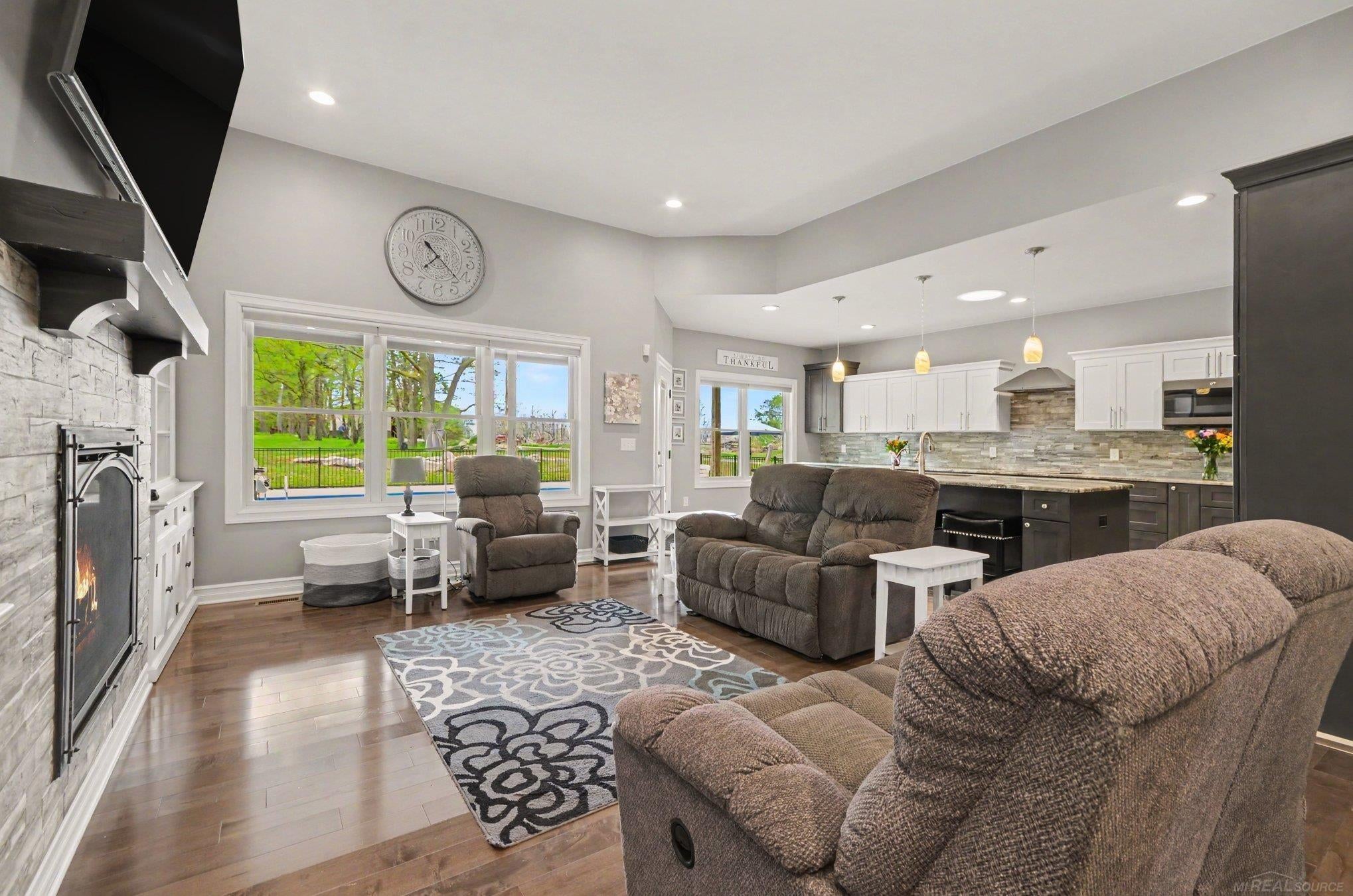 Dryden, Michigan, 48428, United States, 3 Bedrooms Bedrooms, ,3 BathroomsBathrooms,Residential,For Sale,2032032