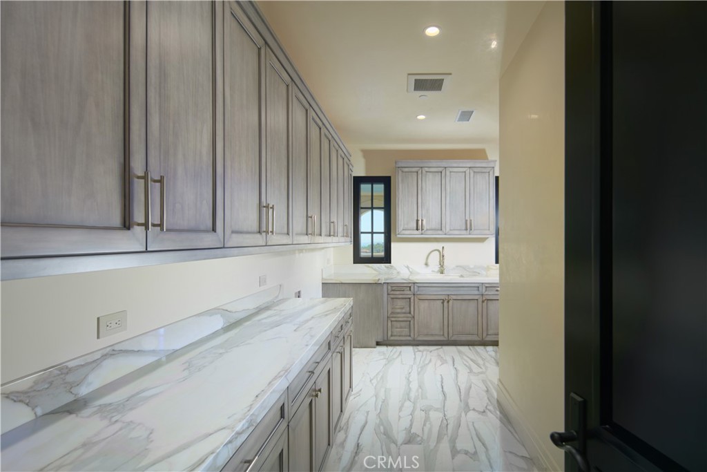 Newport Coast, California, 92657, United States, 7 Bedrooms Bedrooms, ,11 BathroomsBathrooms,Residential,For Sale,1739105