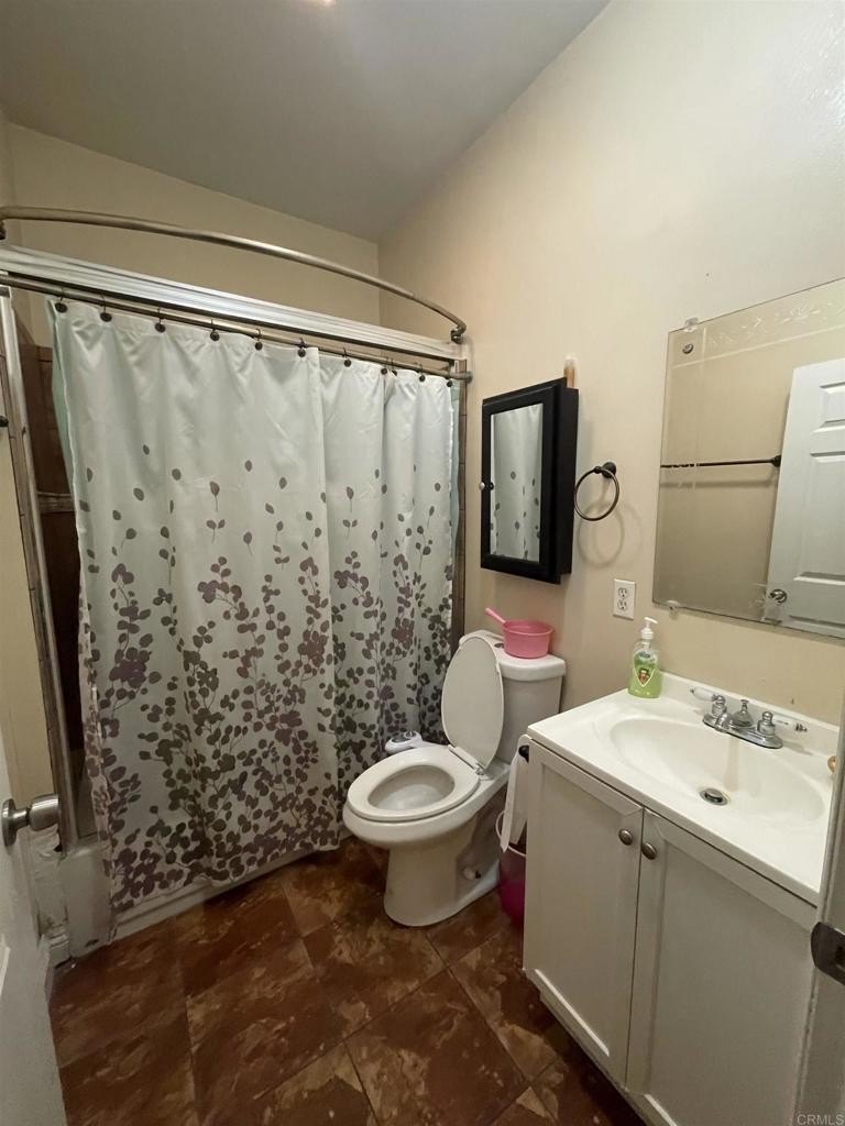 425 N Westlake Ave, Los Angeles, California, 90026, United States, 2 Bedrooms Bedrooms, ,2 BathroomsBathrooms,Residential,For Sale,425 N Westlake Ave,1670311
