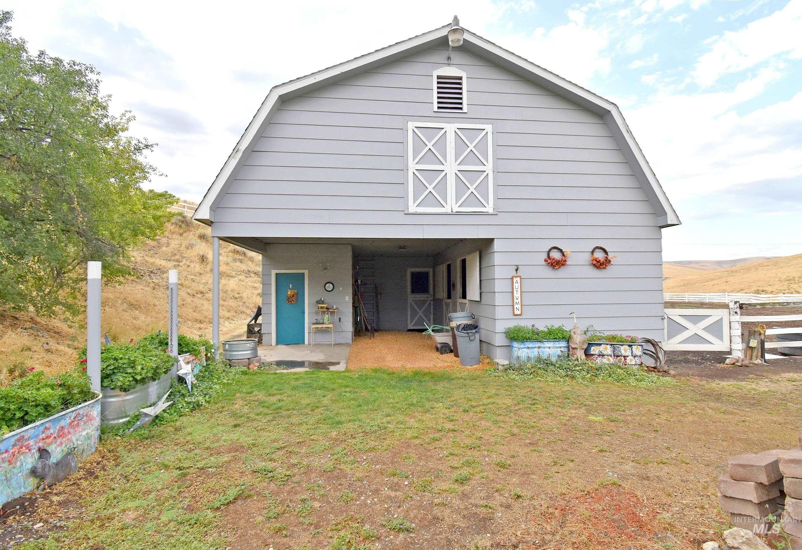 Clarkston, Washington, 99403, United States, 3 Bedrooms Bedrooms, ,3 BathroomsBathrooms,Residential,For Sale,1981338