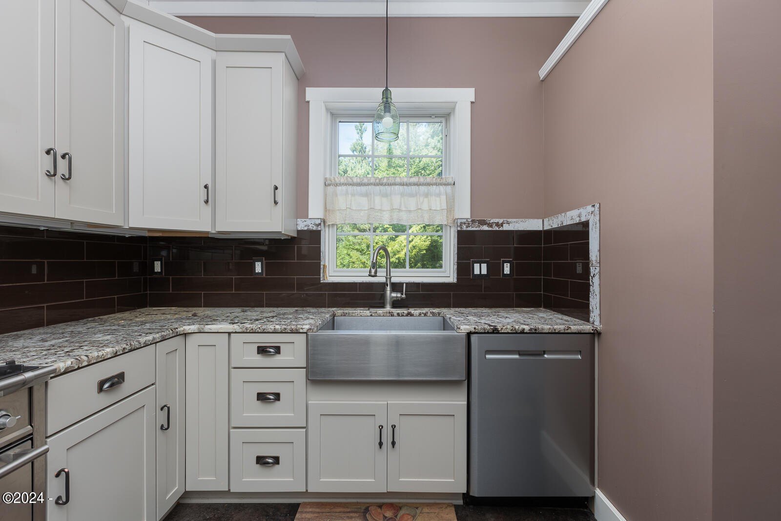 Waldport, Oregon, 97394, United States, 1 Bedroom Bedrooms, ,Residential,For Sale,1902038
