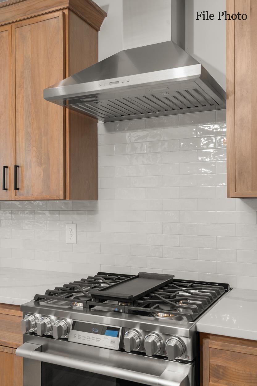 Nine Mile Falls, Washington, 99026, United States, 4 Bedrooms Bedrooms, ,3 BathroomsBathrooms,Residential,For Sale,1986138