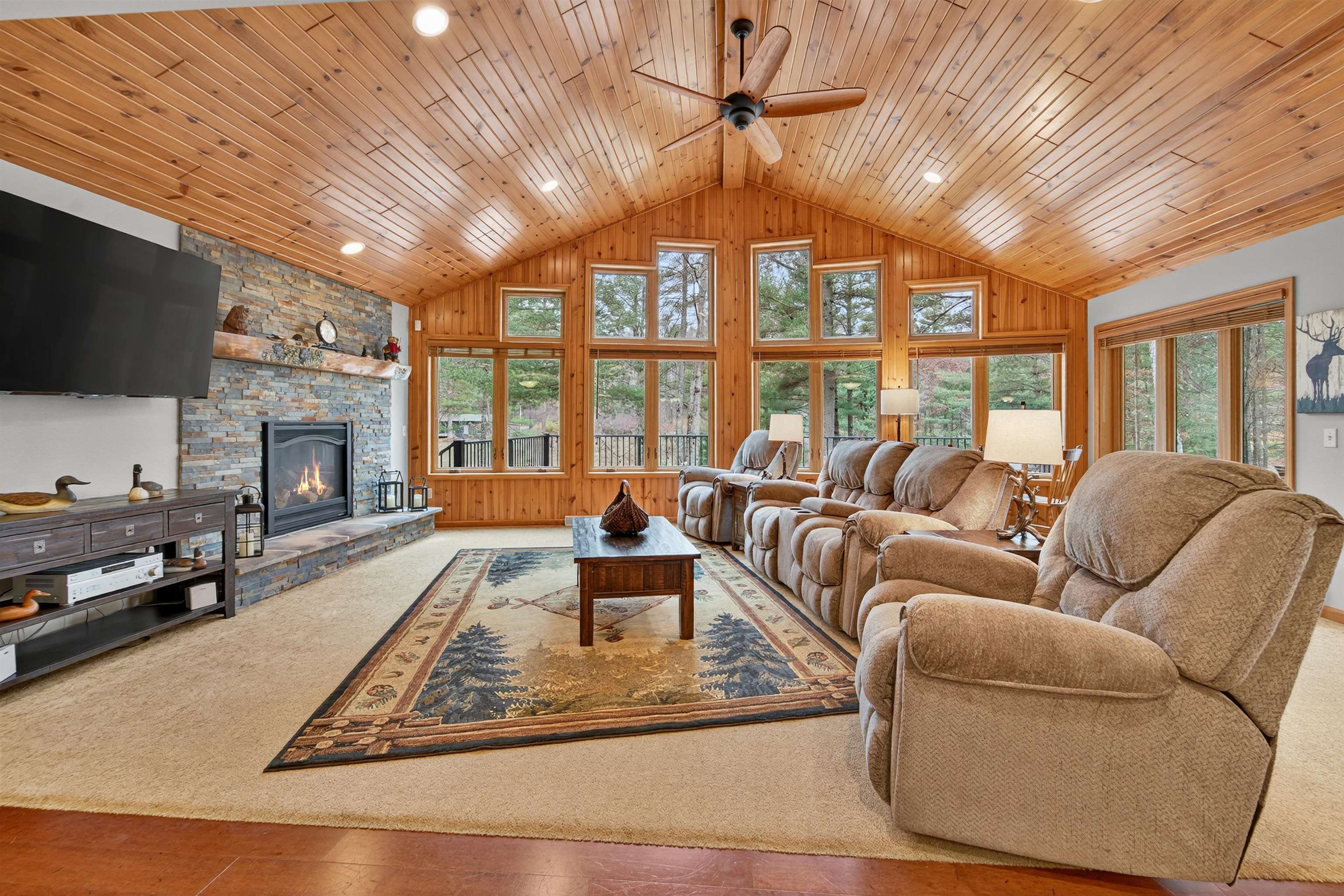 KESHENA, Wisconsin, 54135, United States, 3 Bedrooms Bedrooms, ,3 BathroomsBathrooms,Residential,For Sale,1988158