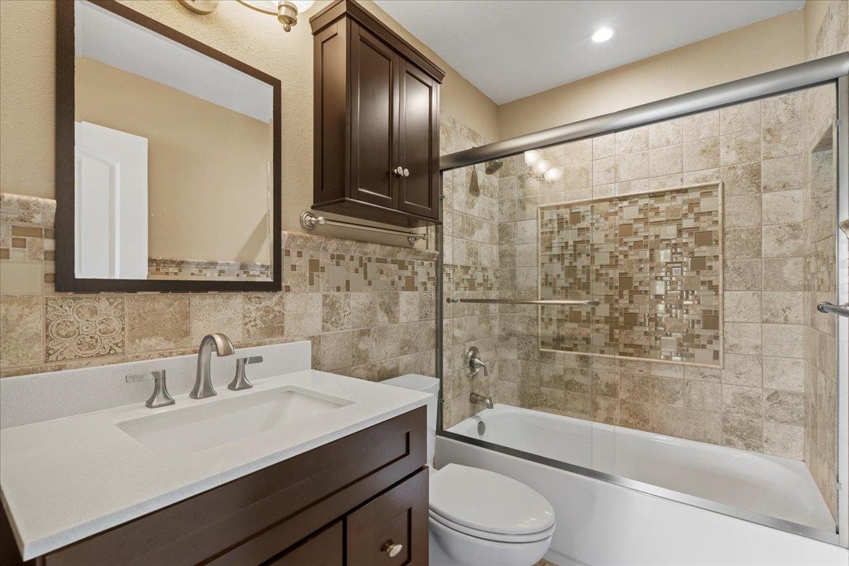 Kihei, Hawaii, 96753, United States, 2 Bedrooms Bedrooms, ,2 BathroomsBathrooms,Residential,For Sale,1827829