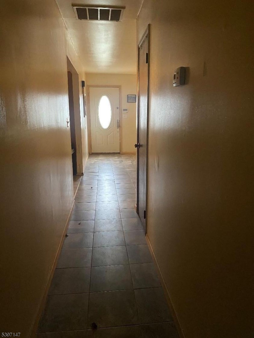 Plainfield City, New Jersey, 07062, United States, 3 Bedrooms Bedrooms, ,1 BathroomBathrooms,Residential,For Sale,1992468