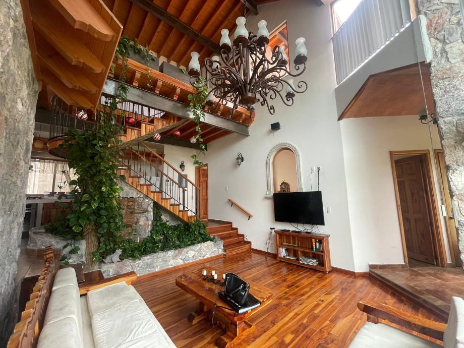 Ixtapan de la Sal, Estado de méxico, 51900, Mexico, 5 Bedrooms Bedrooms, ,5 BathroomsBathrooms,Residential,For Sale,1441370
