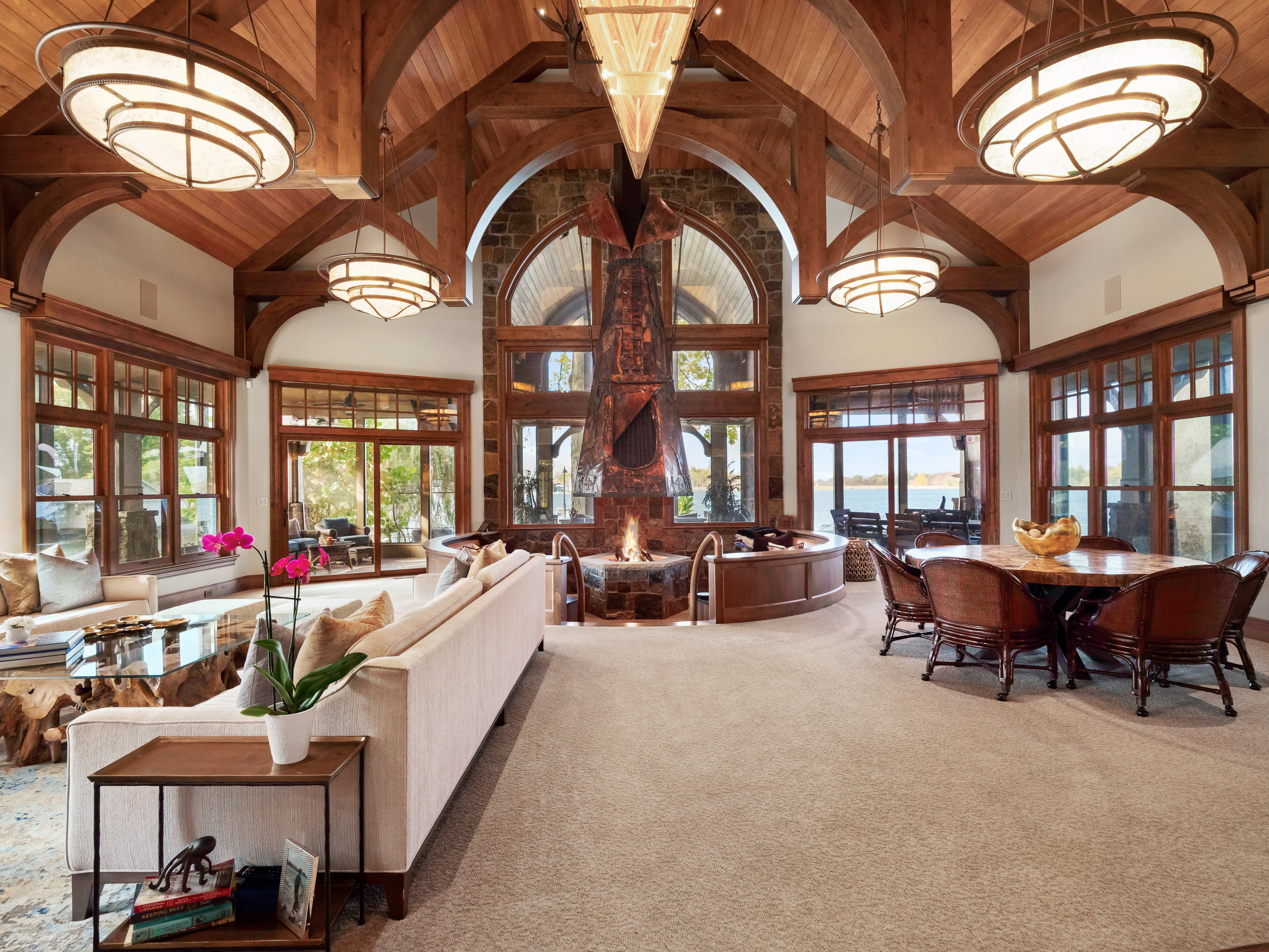  Multiple Residences on a 2.7 Acre Peninsula off Lake Wawasee - 物件實景