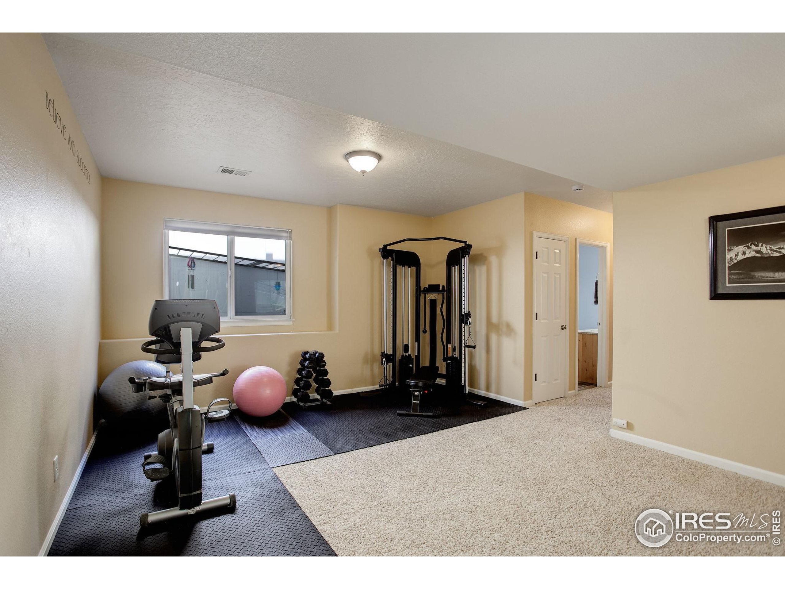 Greeley, Colorado, 80634, United States, 4 Bedrooms Bedrooms, ,2 BathroomsBathrooms,Residential,For Sale,1804046