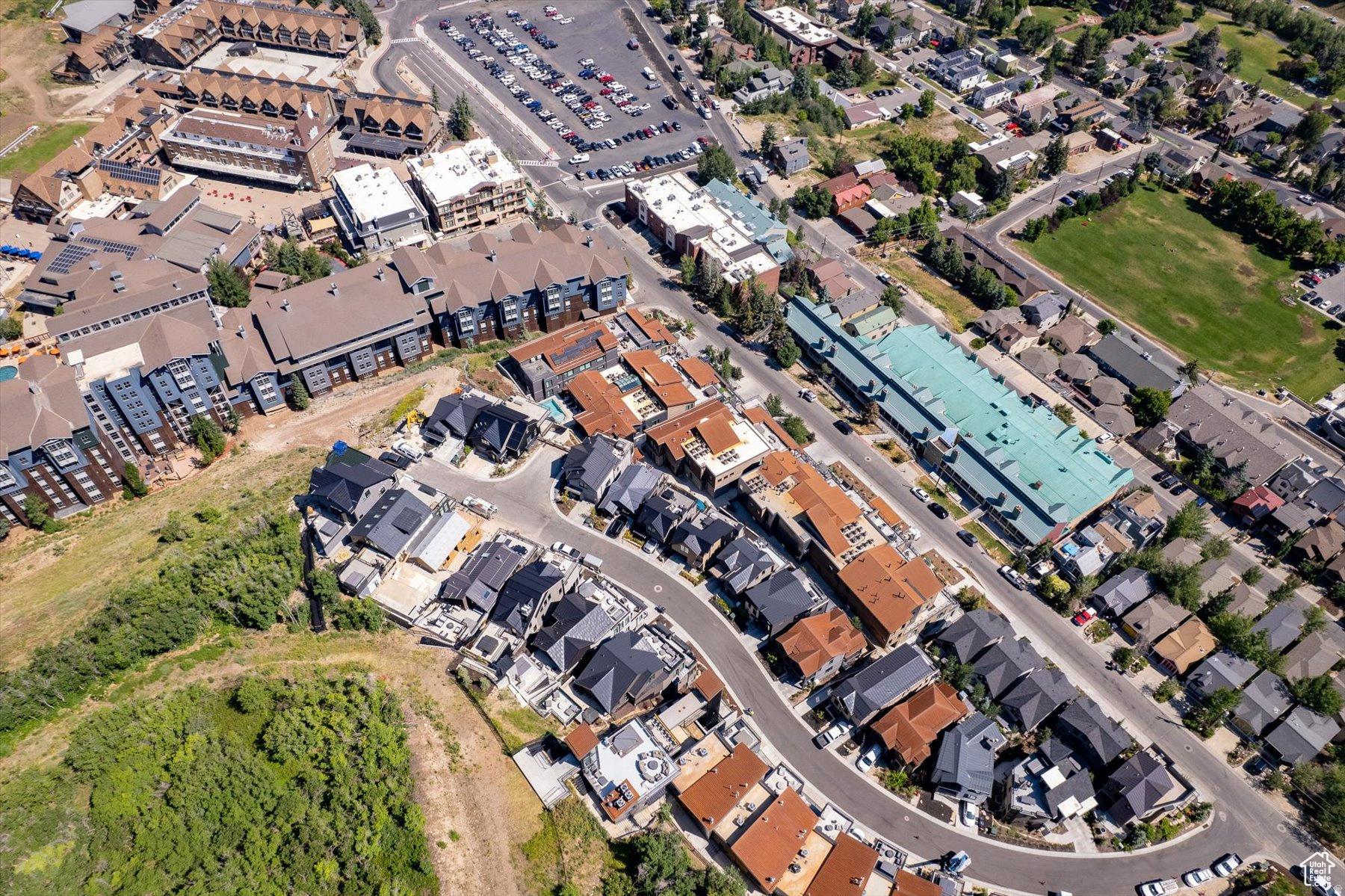 Park City, Utah, 84060, United States, 2 Bedrooms Bedrooms, ,2 BathroomsBathrooms,Residential,For Sale,1989382