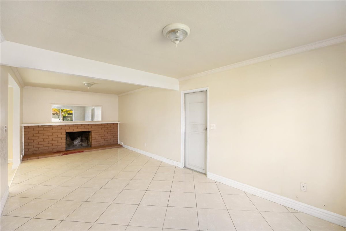 Chino, California, 91710, United States, 5 Bedrooms Bedrooms, ,3 BathroomsBathrooms,Residential,For Sale,1943036