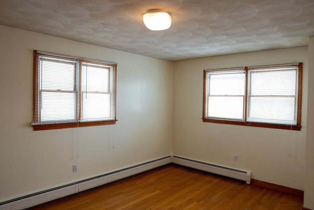 Somerville, Massachusetts, 02143, United States, 7 Bedrooms Bedrooms, ,4 BathroomsBathrooms,Residential,For Sale,2017590