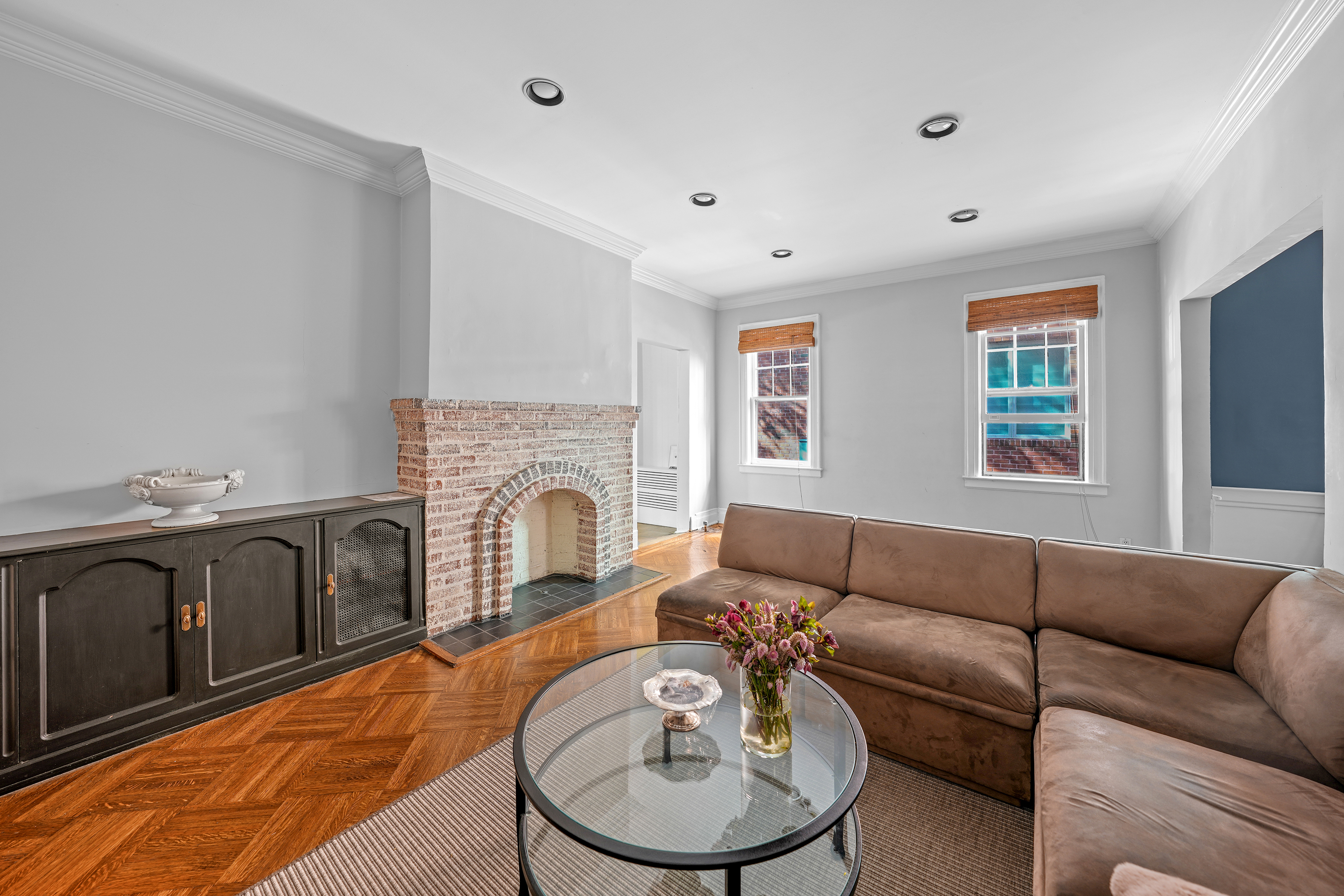 Brooklyn, New York, 11230, United States, 3 Bedrooms Bedrooms, ,2 BathroomsBathrooms,Residential,For Sale,1978633