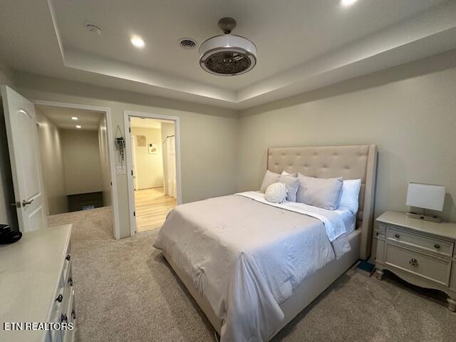 Middlesboro, Kentucky, 40965, United States, 5 Bedrooms Bedrooms, ,4 BathroomsBathrooms,Residential,For Sale,1915642