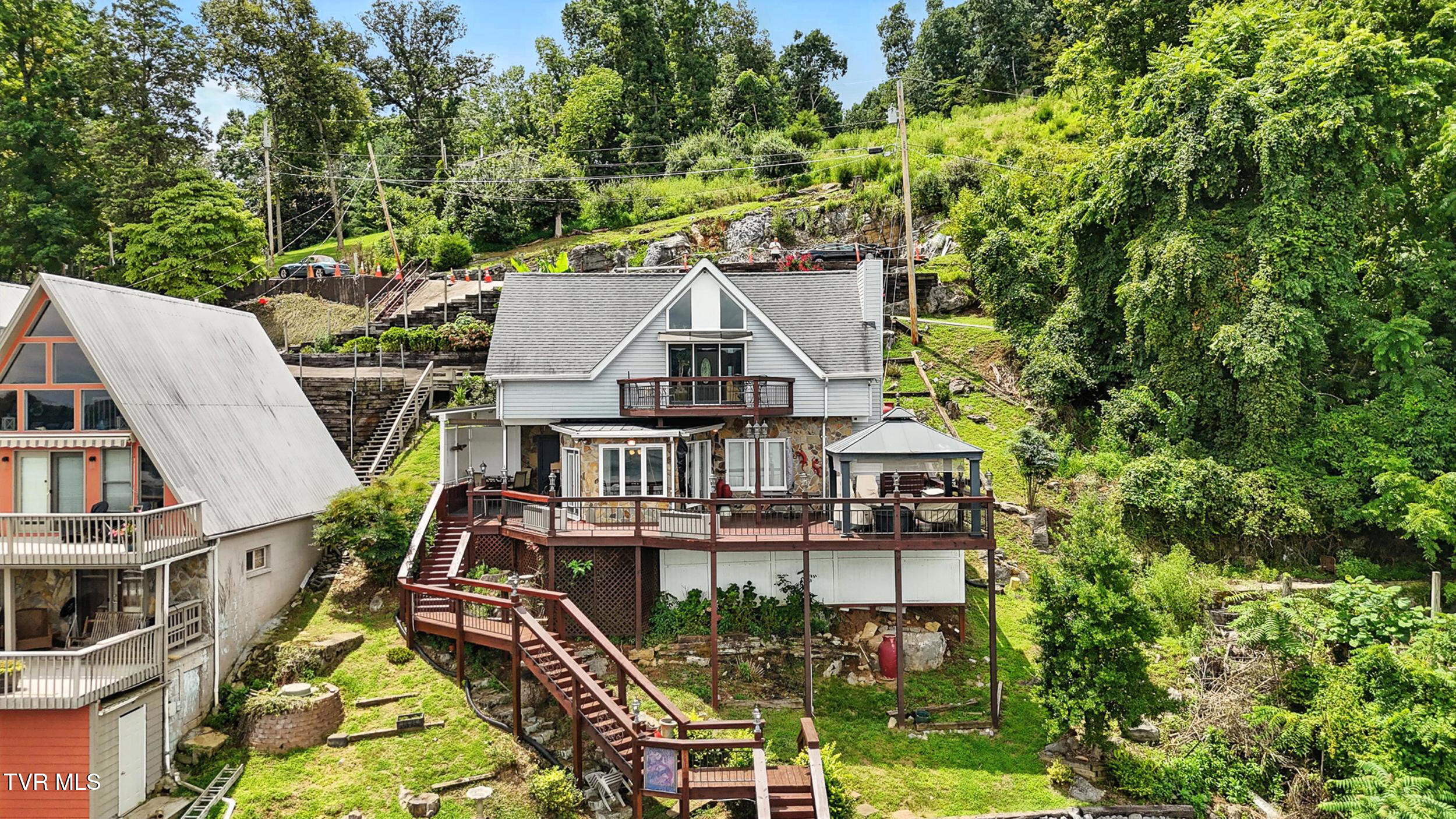 Johnson City, Tennessee, 37615, United States, 2 Bedrooms Bedrooms, ,2 BathroomsBathrooms,Residential,For Sale,1979305