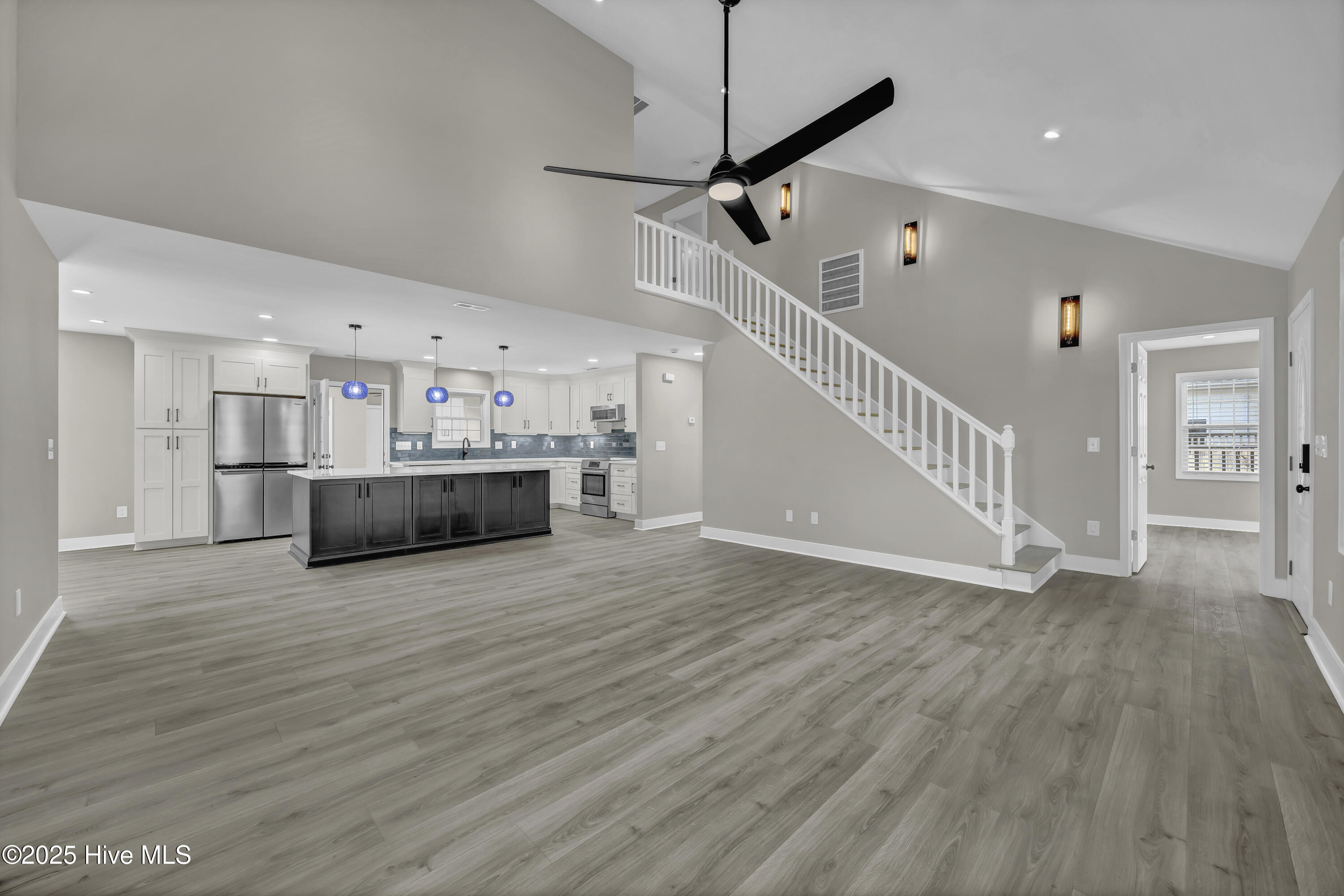 Carolina Beach, North Carolina, 28428, United States, 4 Bedrooms Bedrooms, ,4 BathroomsBathrooms,Residential,For Sale,1906698