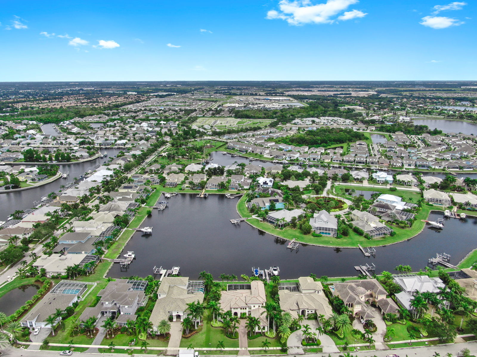 Apollo Beach, Florida, 33572, United States, 4 Bedrooms Bedrooms, ,5 BathroomsBathrooms,Residential,For Sale,1983999